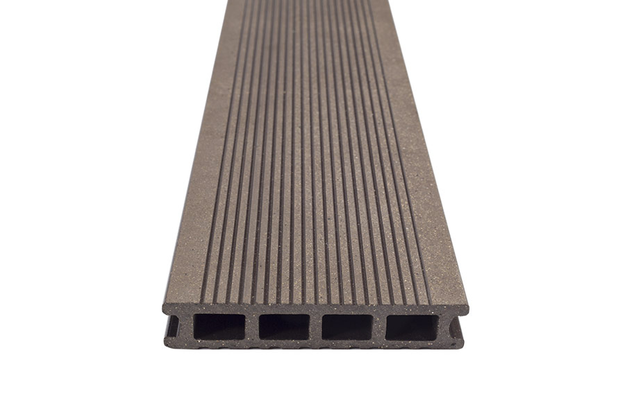 savadeck-wpc-decking-classic-chocolate-02_56854594.webp