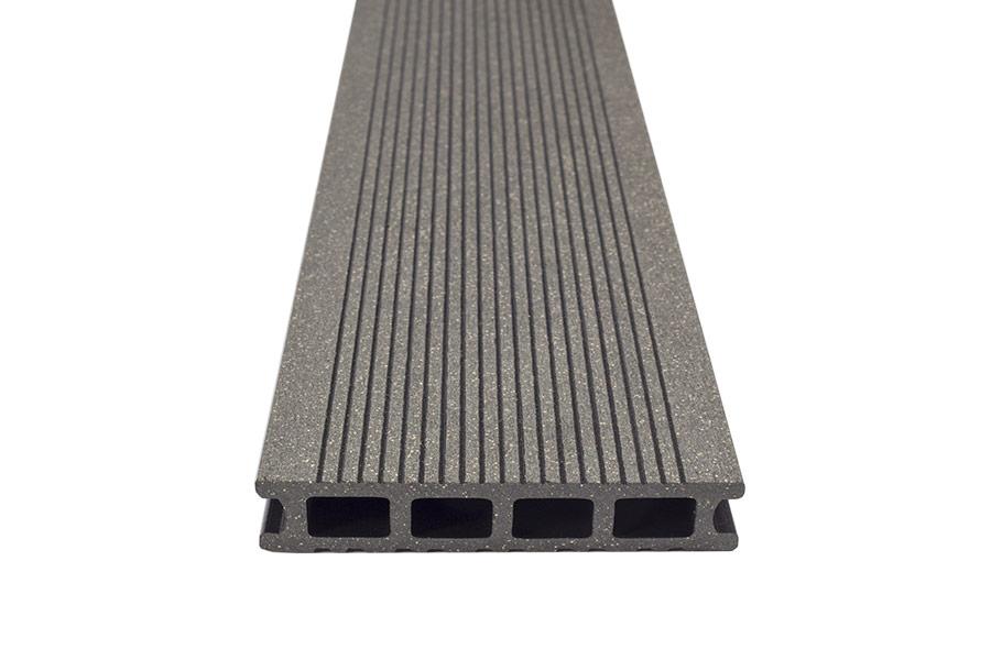 savadeck-wpc-decking-classic-patina-02_98481757.webp