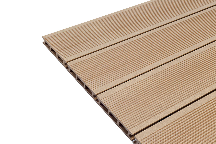 wpc-decking-savadeck-premium-wood-04_14303280.webp