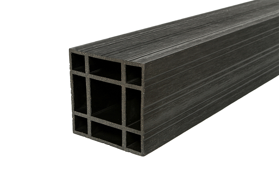 Savadeck WPC stub Black – kosi prikaz profila stuba