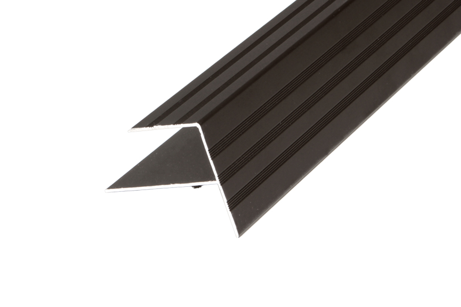 Savadeck alu F profil 3000×40×60 mm Dark Brown – kosi prikaz profila